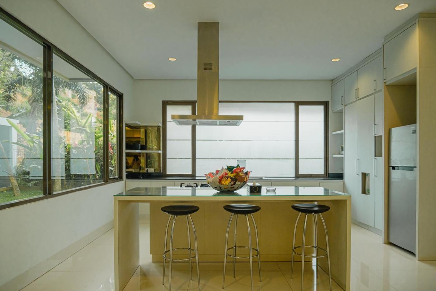 Oyama City View Villa 4 Bedrooms With A Private Swimming Pool Bandung Luaran gambar
