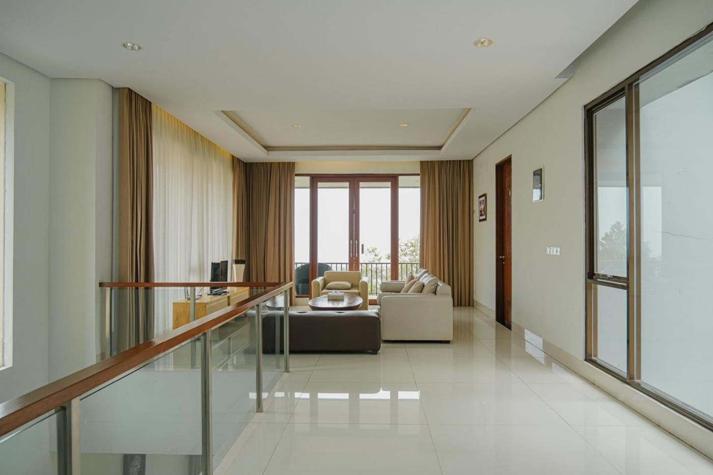 Oyama City View Villa 4 Bedrooms With A Private Swimming Pool Bandung Luaran gambar