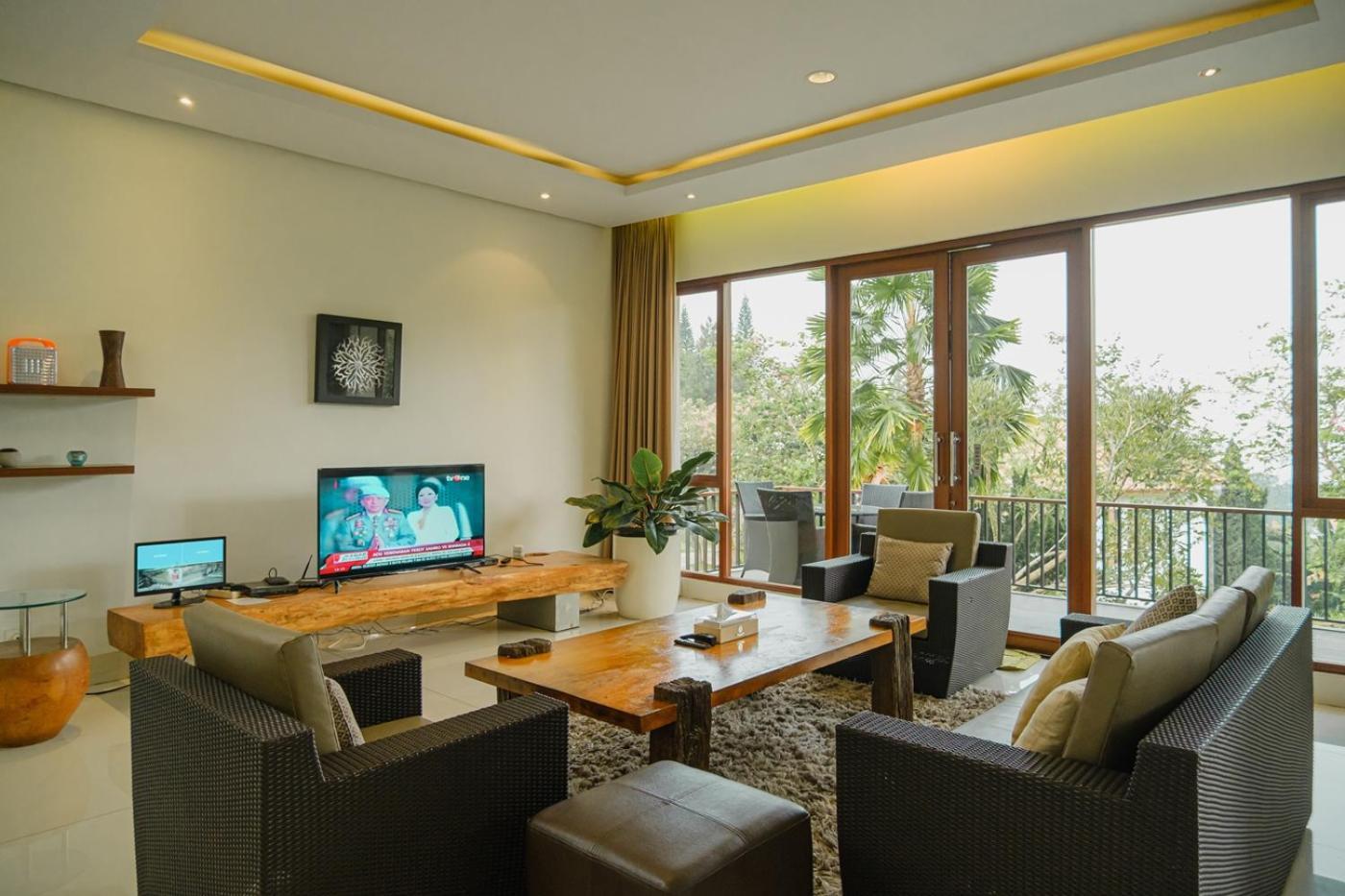 Oyama City View Villa 4 Bedrooms With A Private Swimming Pool Bandung Luaran gambar
