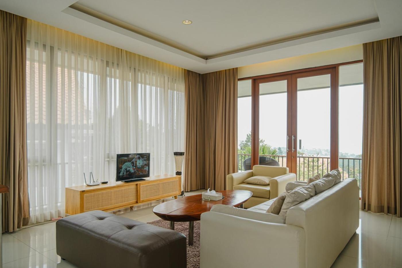 Oyama City View Villa 4 Bedrooms With A Private Swimming Pool Bandung Luaran gambar